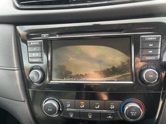 2021 Nissan X-TRAIL ST 2.5P/4WD/NZ - Thumbnail