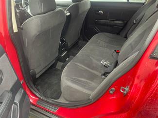 2007 Nissan TIIDA 5 door hatch - Thumbnail