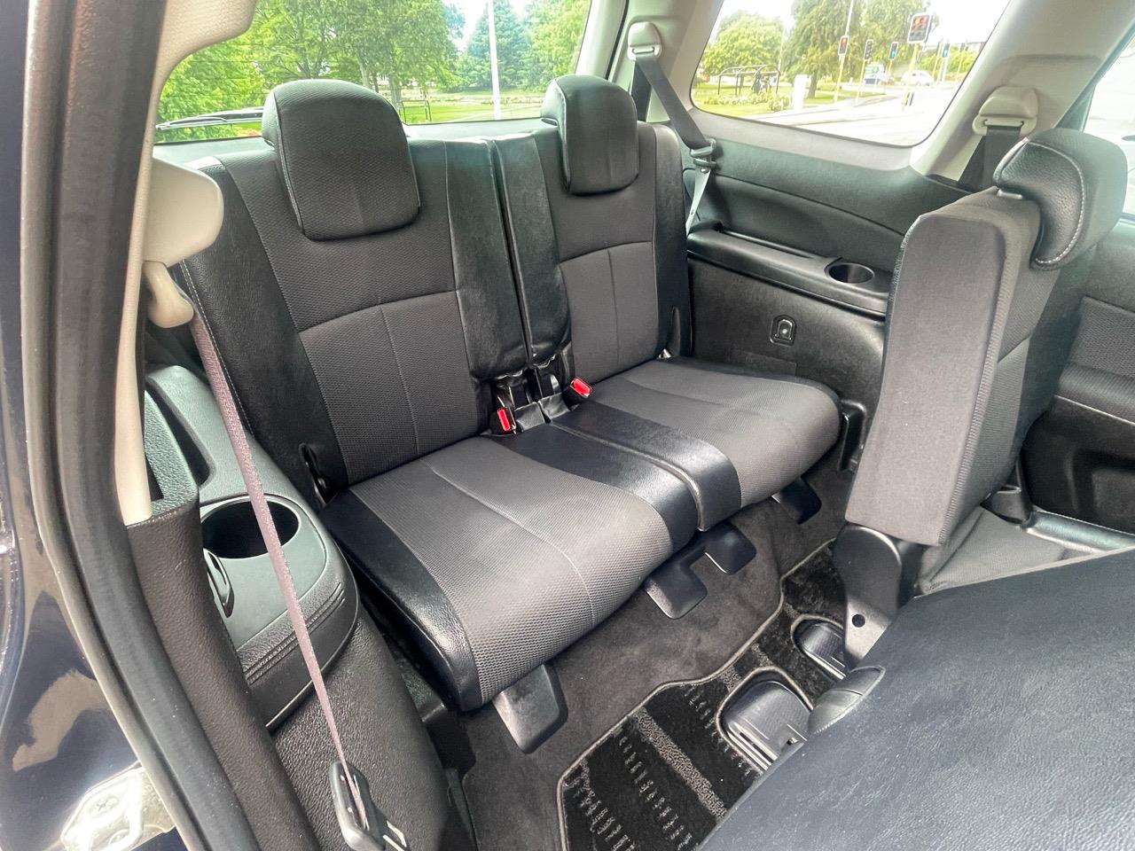 2012 Subaru exiga 7 seater