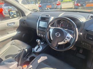 2013 Nissan X-TRAIL - Thumbnail