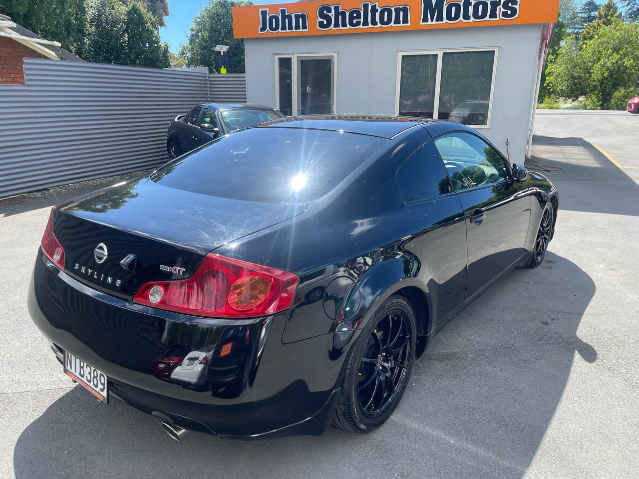 2004 Nissan SKYLINE COUPE