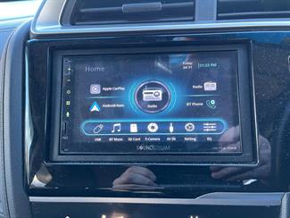 2013 Honda Fit Hybrid - Thumbnail