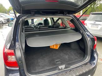 2015 Subaru OUTBACK , 2 YEAR MECHANICAL INSURANCE INCLUDED ! - Thumbnail