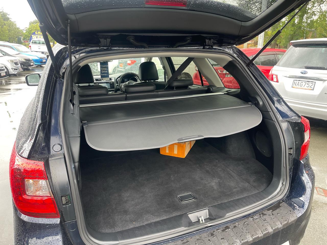 2015 Subaru OUTBACK , 2 YEAR MECHANICAL INSURANCE INCLUDED !