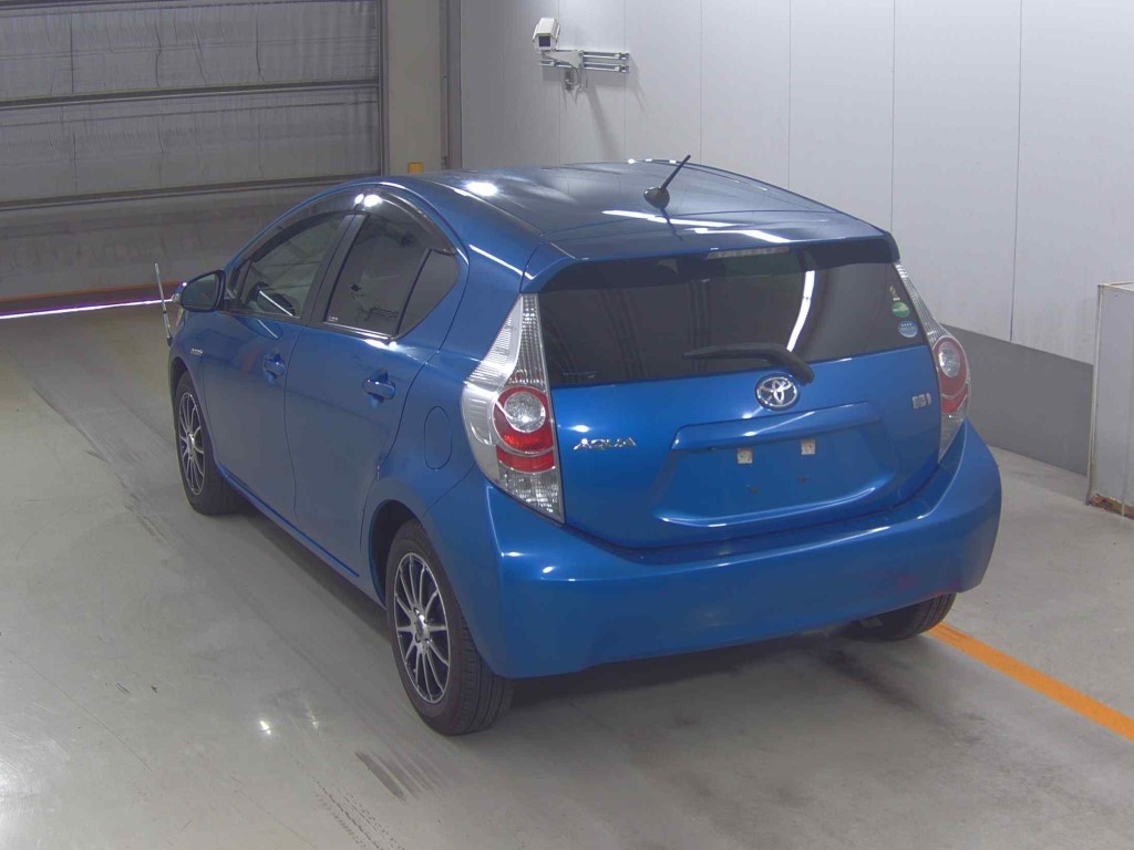 2013 Toyota AQUA HYBRID