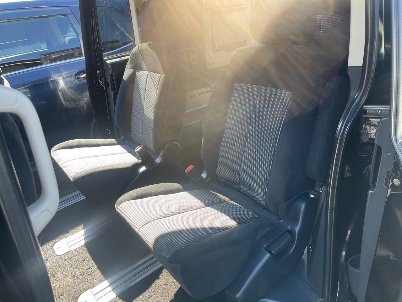 2008 Mitsubishi DELICA