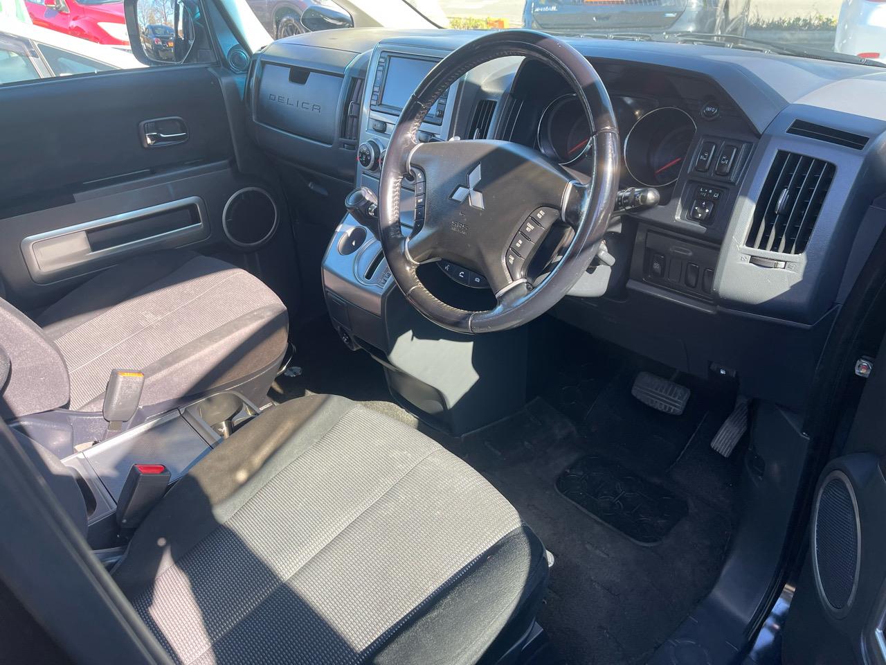 2008 Mitsubishi DELICA