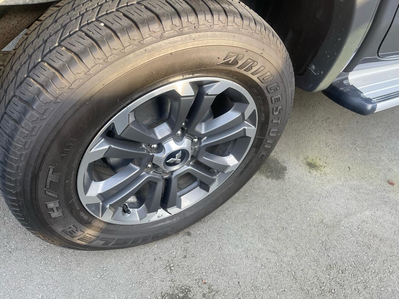 2017 Mitsubishi TRITON