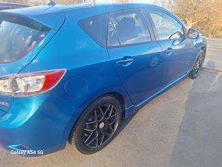 2012 Mazda axela - Thumbnail