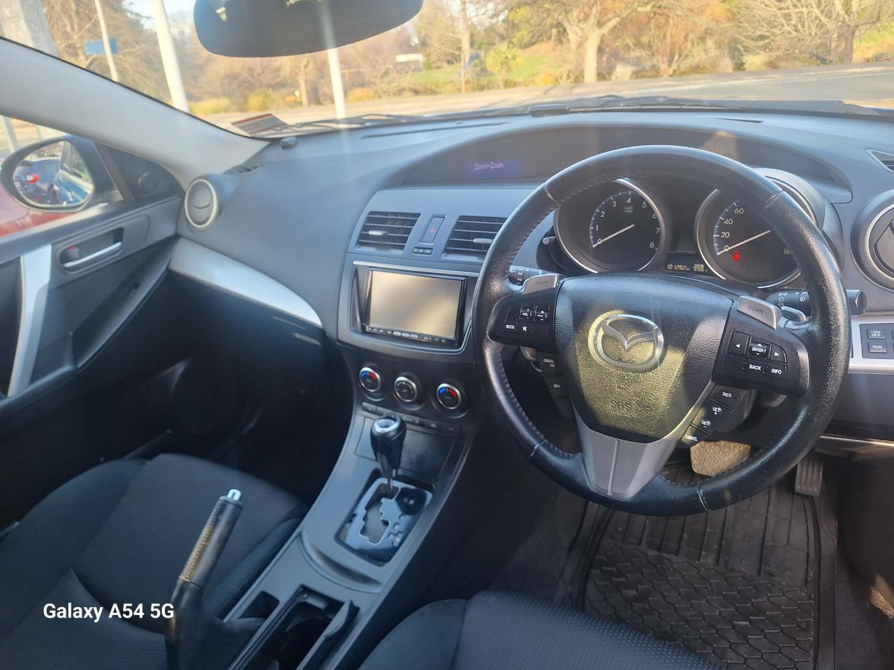 2012 Mazda axela