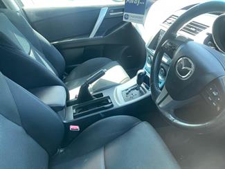 2009 Mazda axela sport 20s - Thumbnail