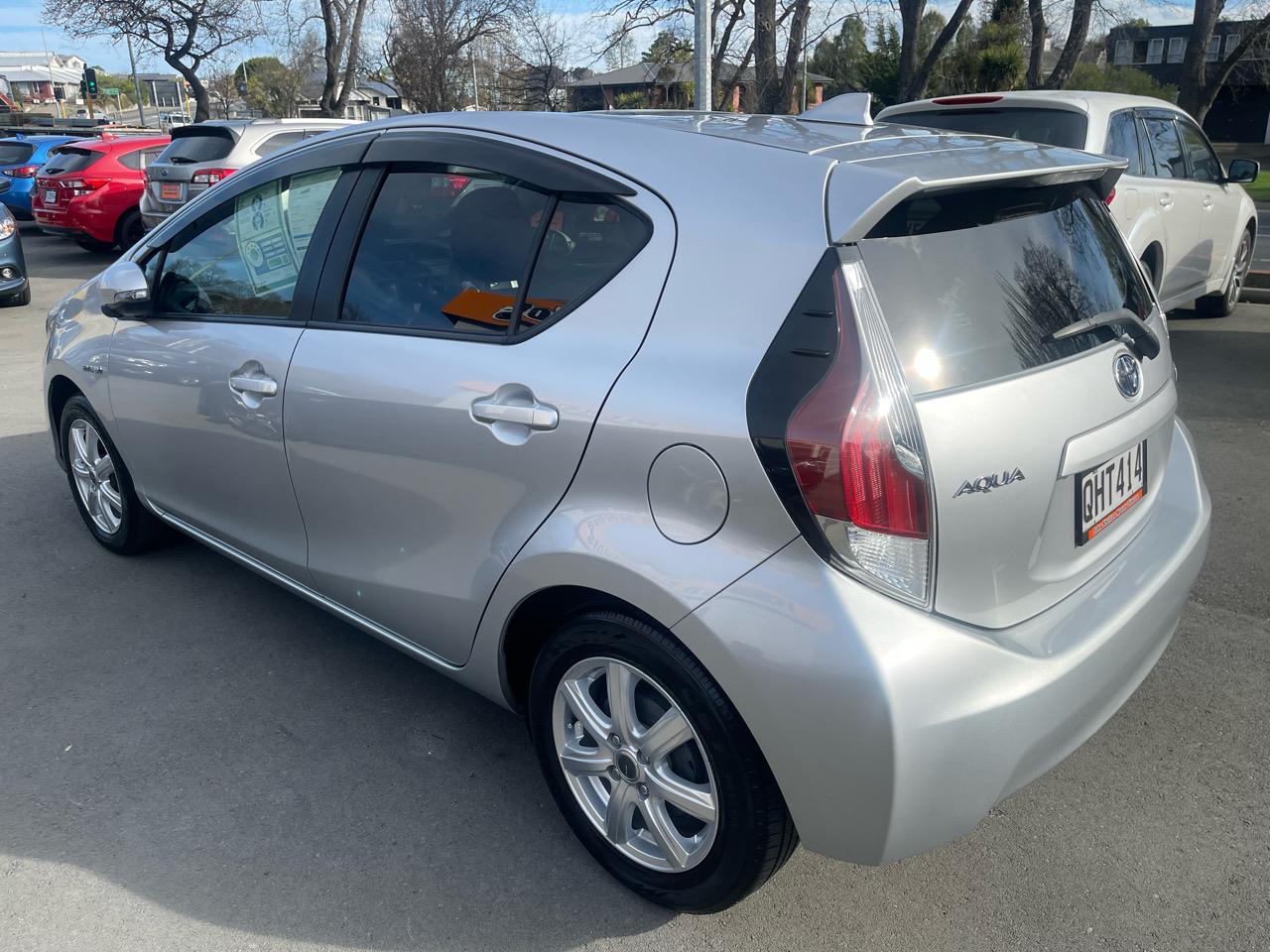 2015 Toyota AQUA HYBRID