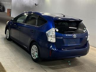 2013 Toyota PRIUS - Thumbnail