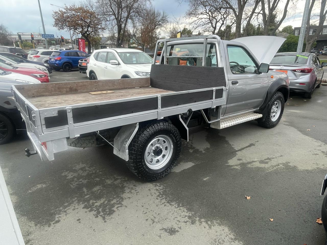 2002 Nissan NAVARA Utility  Pickup / Chassis cab(4x4)