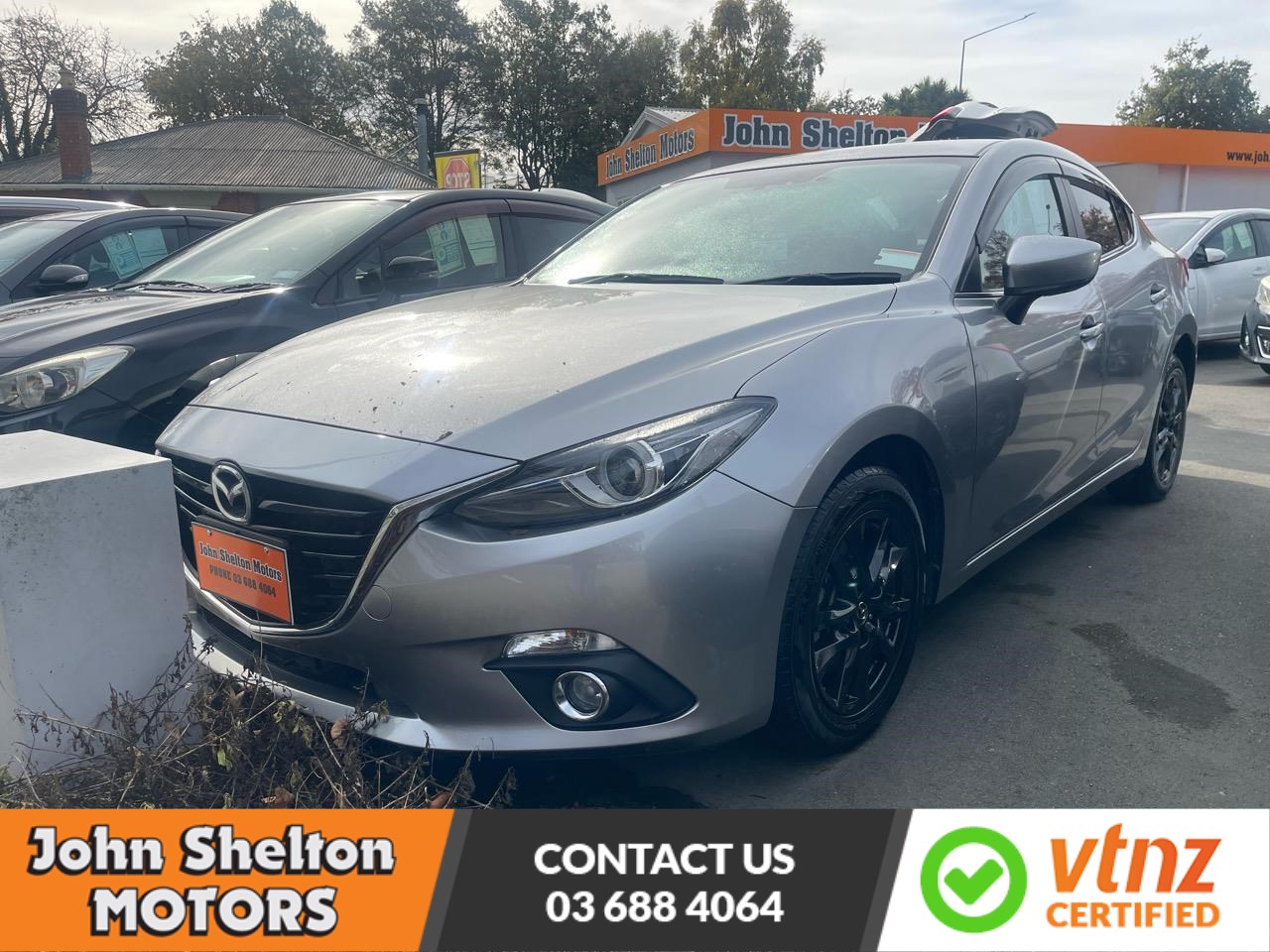 2014 Mazda AXELA HYBRID