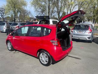 2008 Honda JAZZ 1.3s,  kiwi new - Thumbnail