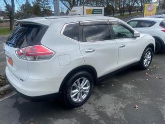 2013 Nissan X-TRAIL - Thumbnail