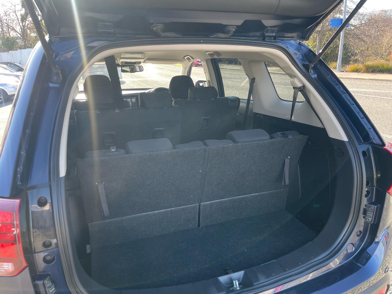 2022 Mitsubishi OUTLANDER 7 SEATER 4X4 KIWI NEW
