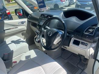 2012 Nissan serena 8 seater! - Thumbnail