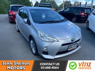 2014 Toyota AQUA Hybrid - Thumbnail