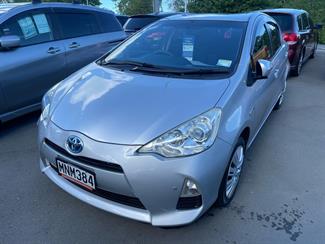 2014 Toyota AQUA Hybrid - Thumbnail