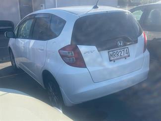 2008 Honda FIT - Thumbnail