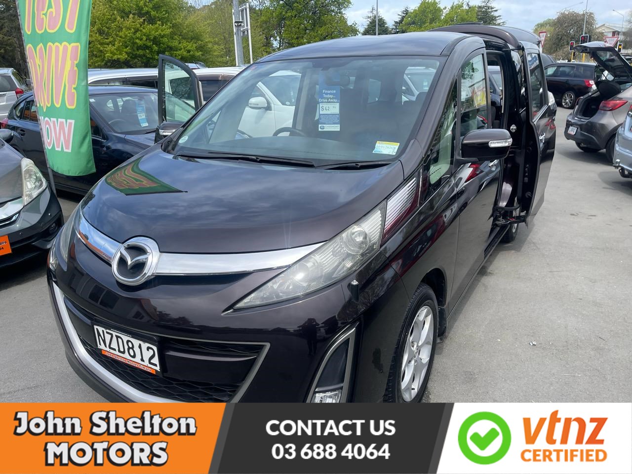 2009 Mazda Biante 8 seater