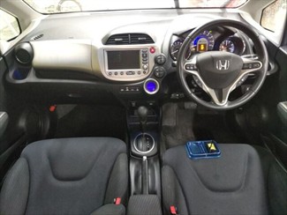 2012 Honda FIT HYBRID SMART SELECTION - Thumbnail