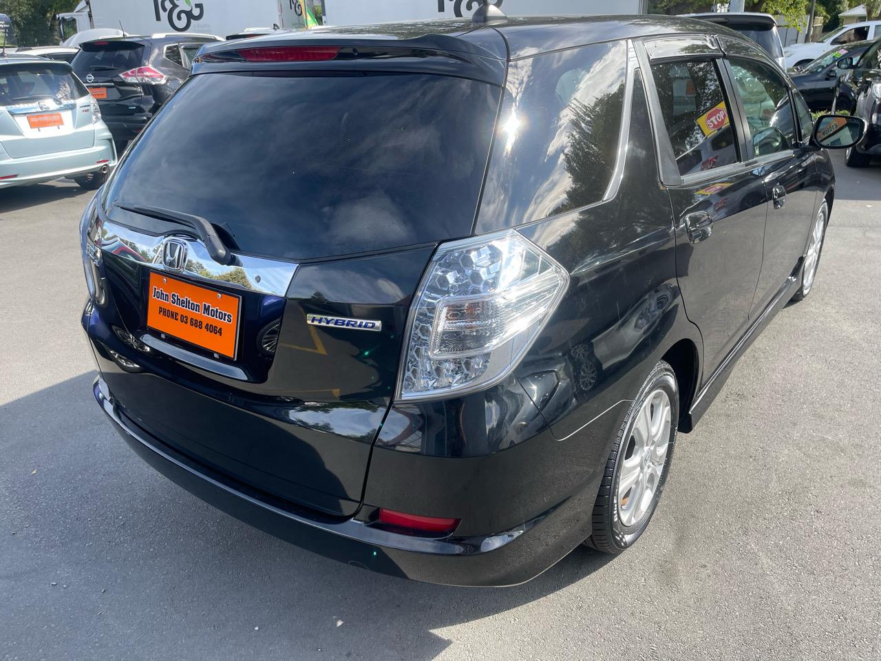 2012 Honda Fit Hybrid shuttle wagon