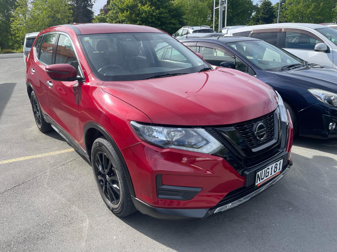 2021 Nissan X-TRAIL ST 2.5P/4WD/6CVT / Red