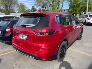 2021 Nissan X-TRAIL ST 2.5P/4WD/6CVT / Red - Thumbnail