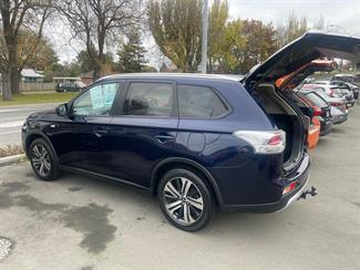2014 Mitsubishi OUTLANDER - Thumbnail