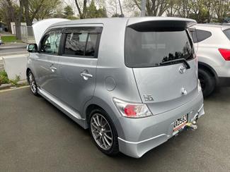 2009 Toyota Bb 5 door hatch - Thumbnail