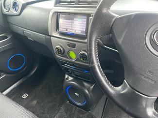 2009 Toyota Bb 5 door hatch - Thumbnail