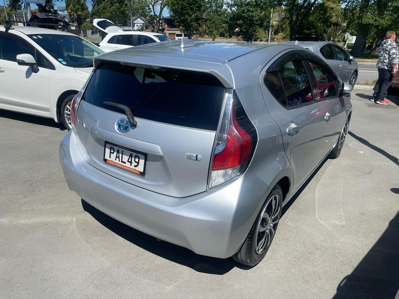 2016 Toyota AQUA HYBRID