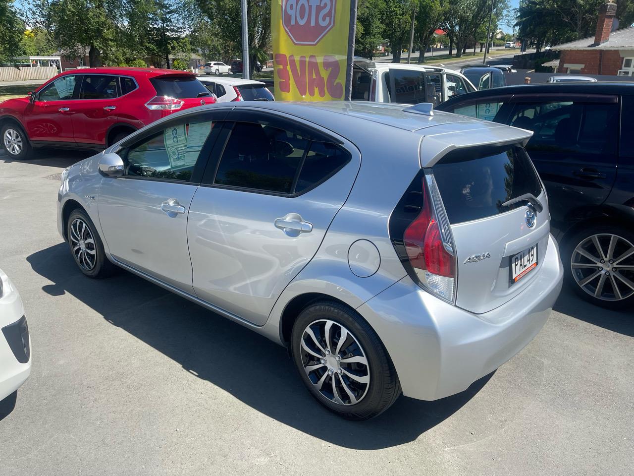 2016 Toyota AQUA HYBRID