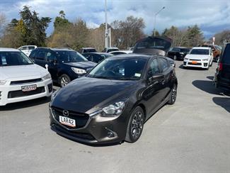 2017 Mazda 2 GSX 1.5P/6AT / Grey / Hatchback - Thumbnail