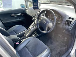 2007 Toyota blade - Thumbnail