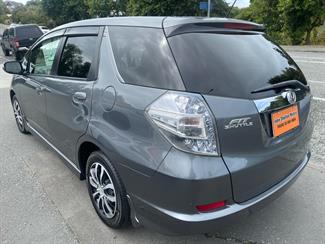 2012 Honda FIT - Thumbnail