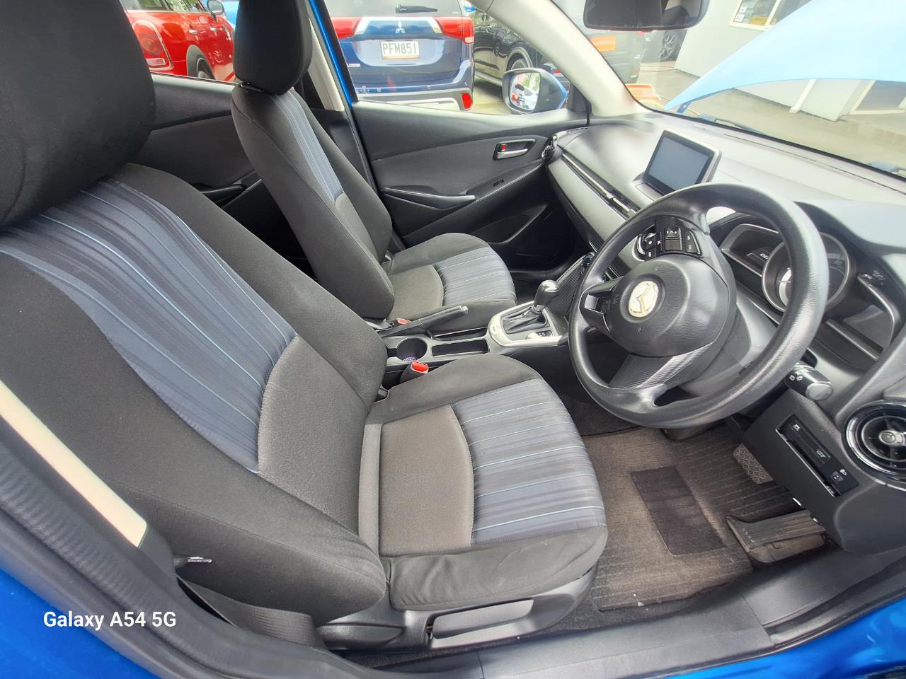 2015 Mazda demio 5 door hatch