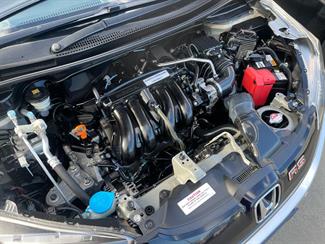 2015 Honda RS 1.5P/CVT/HA/5DR/5 / Silver / Hatchback - Thumbnail
