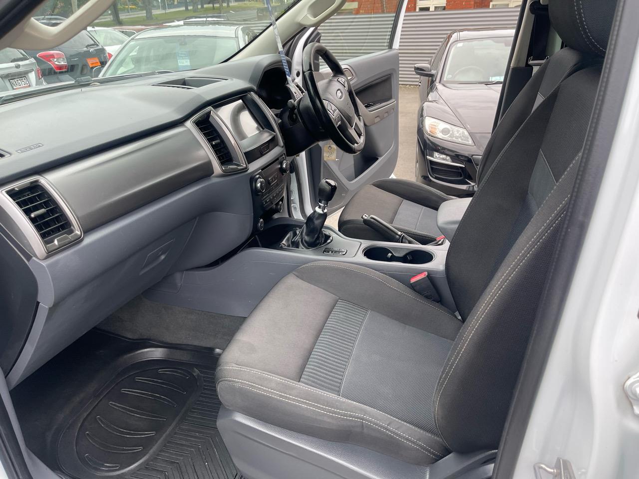 2018 Ford RANGER XLT double cab 2wd, manual !