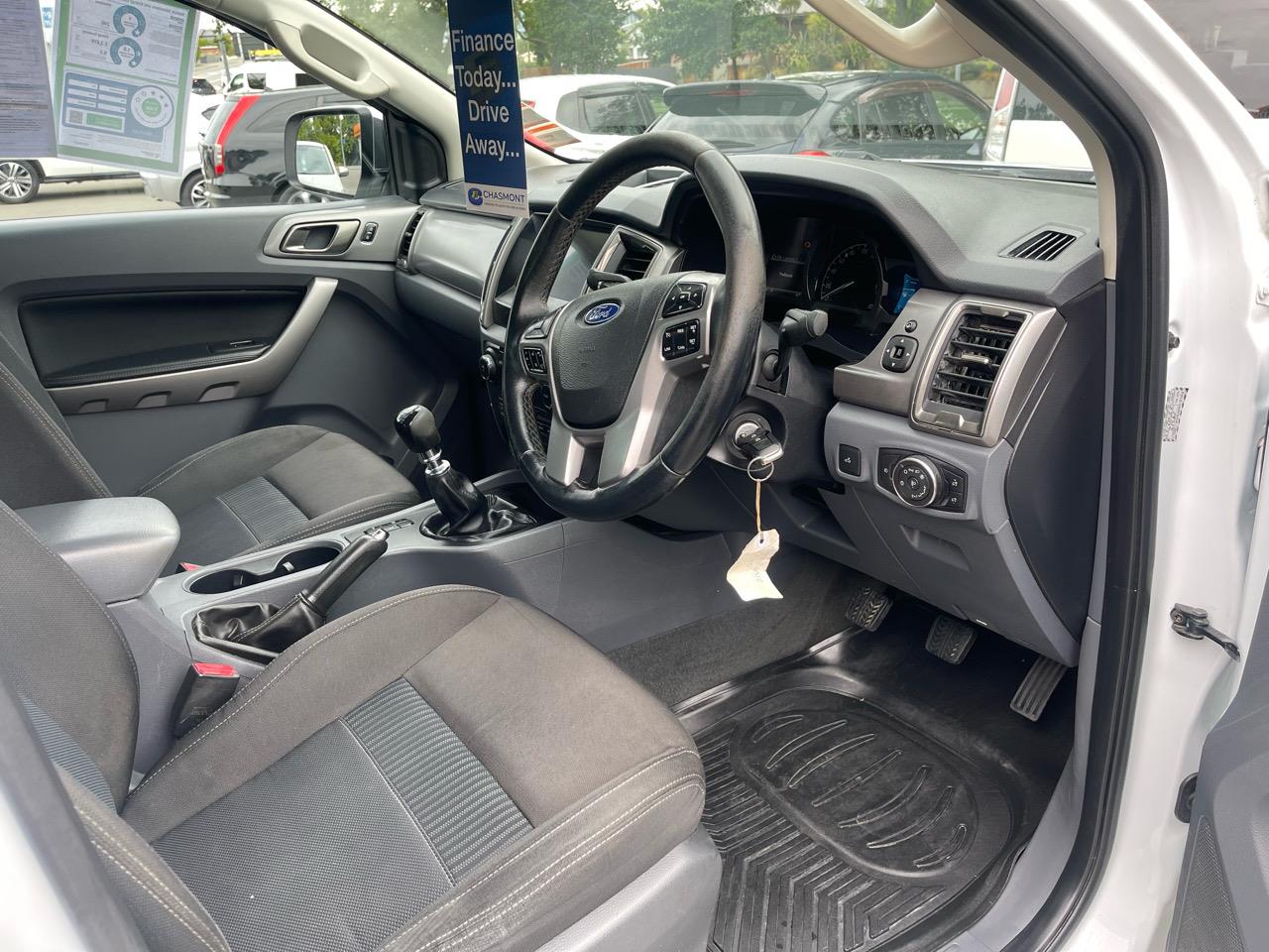 2018 Ford RANGER XLT double cab 2wd, manual !