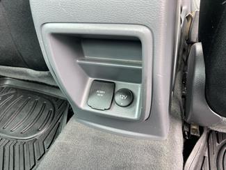 2018 Ford RANGER XLT double cab 2wd, manual ! - Thumbnail