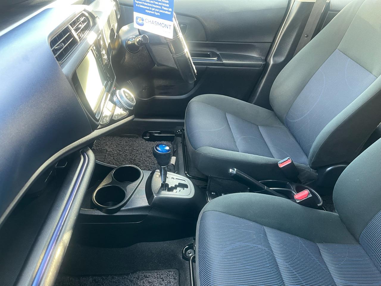 2015 Toyota AQUA HYBRID