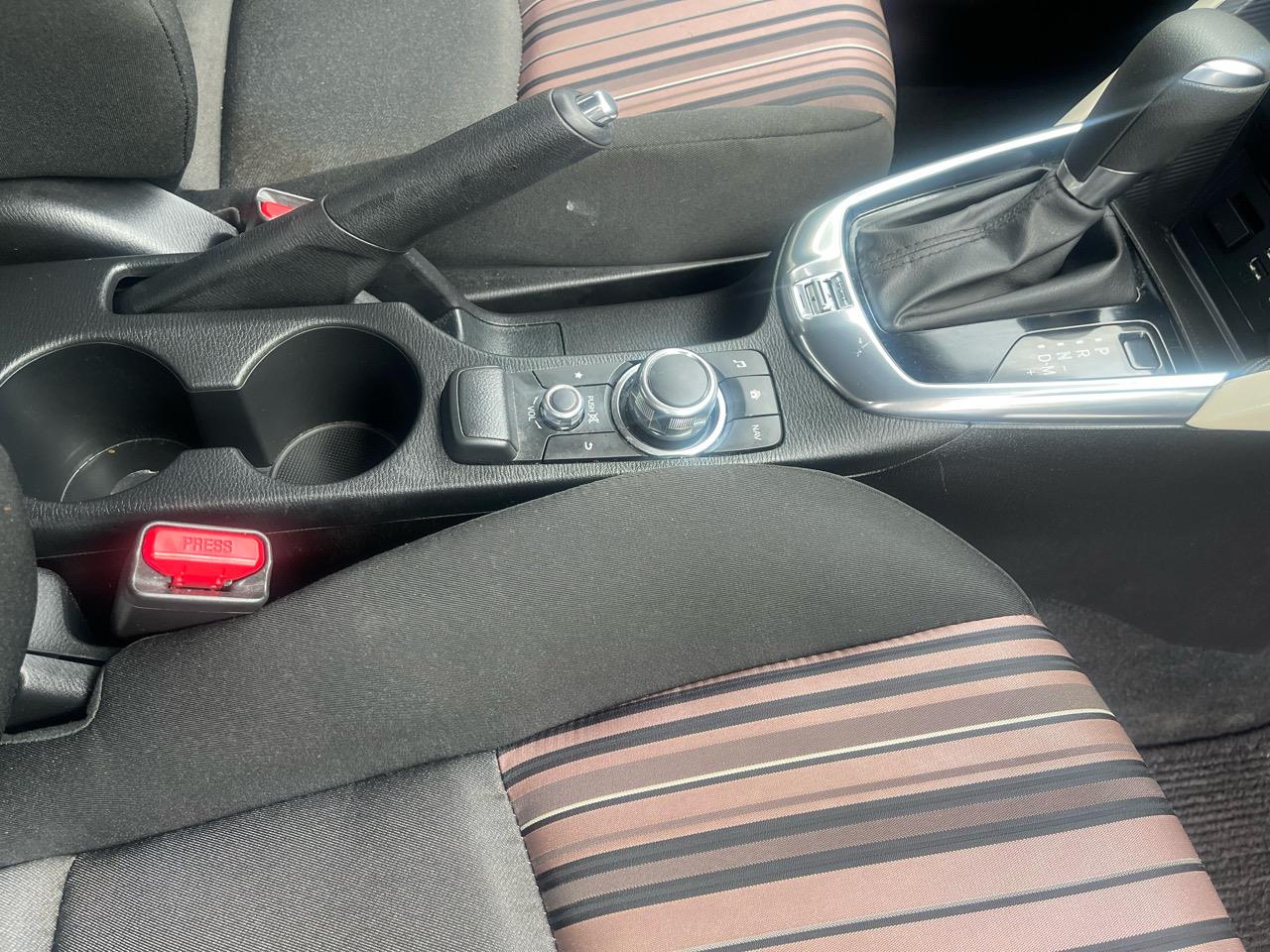 2015 Mazda demio 5 door hatch
