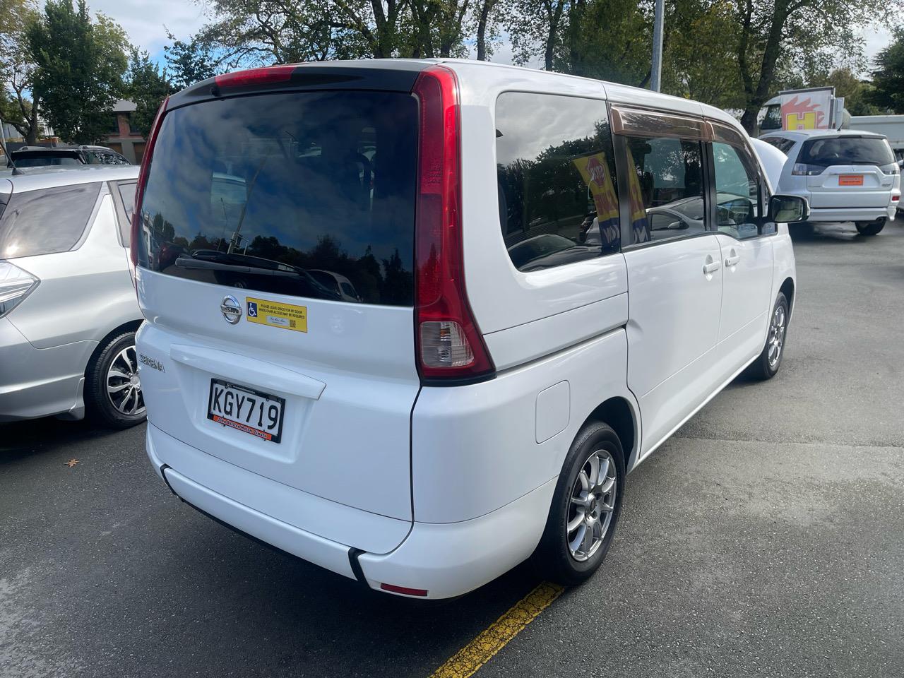 2010 Nissan SERENA DISABILITY WHEEL CHAIR VAN