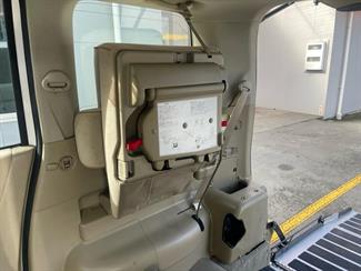 2010 Nissan SERENA DISABILITY WHEEL CHAIR VAN - Thumbnail